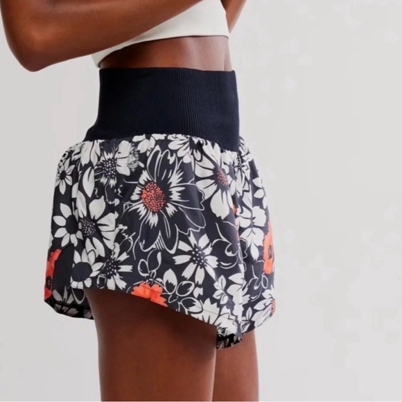 FP Movement Women's Carpe Diem Shorts NWT - Picture 2 of 7